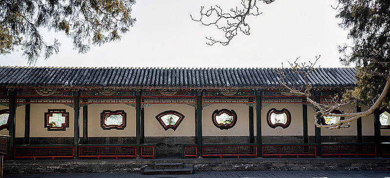 中国北京，颐和园的中国古代宫墙