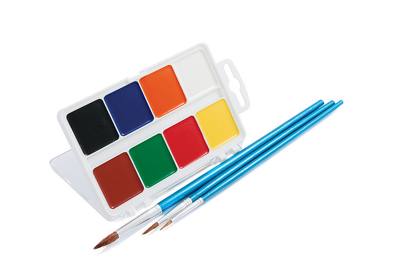 水彩颜料和画笔
