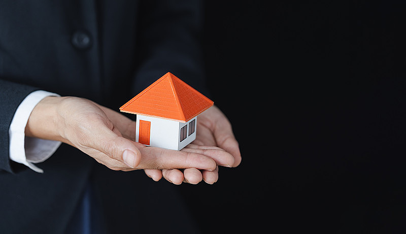 投资者持有的房屋。房地产，房地产投资和房屋抵押贷款的概念。