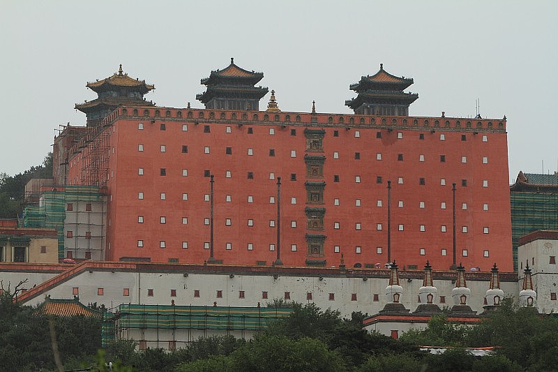 中国承德的布达拉宫