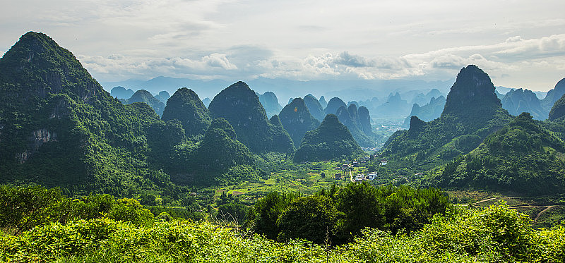 中国桂林梅西尔山景