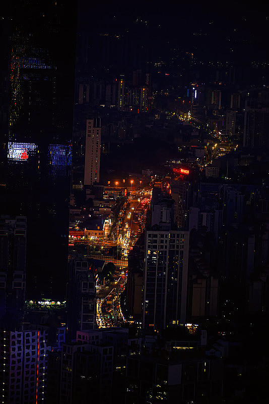 中国广西南宁城市道路和立交桥夜景