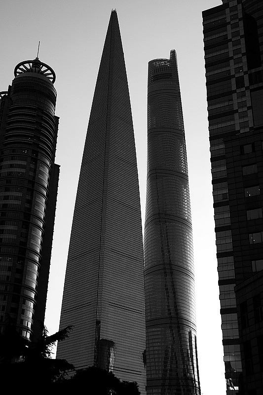 上海环球金融中心大厦和陆家嘴上海中心大厦